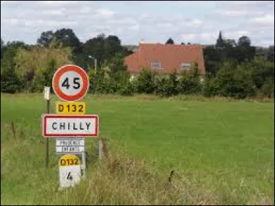 Aujourd'hui, nous balade démarre à l'entrée de Chilly. Village de l'aire d'attraction Carolomacérienne, sur les bords de la Sormonne, il se situe dans le département ...