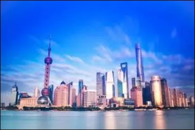 Dans quel pays se situe la ville de Shangai ?