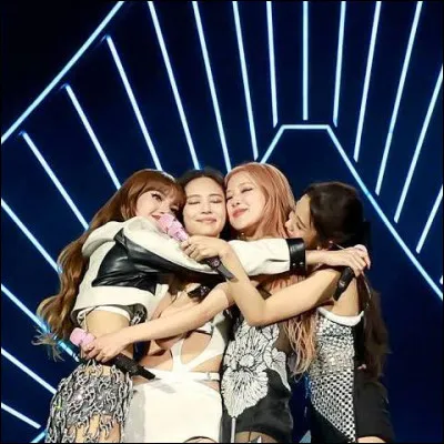 Quel album nest pas un album de Blackpink (groupe entier) ?