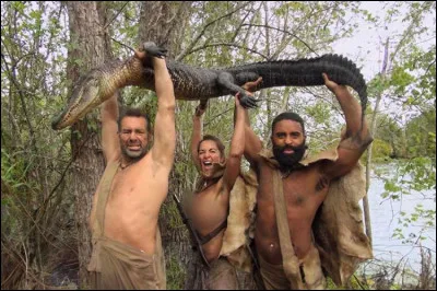 Combien de participants y a-t-il par épisode de "Retour à l'instinct primaire : Seul au monde" ?