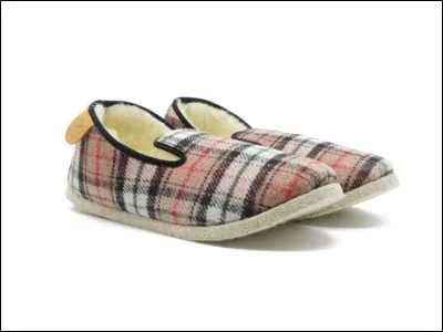 Autrefois, comment appelait-on les charentaises ?