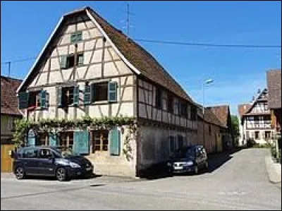 Village de l'arrondissement de Saverne, Obersoultzbach se situe dans le département ...