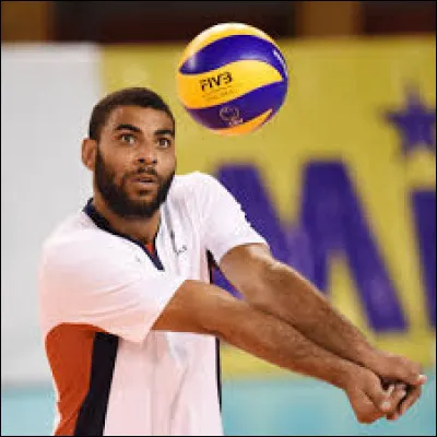 Quel est le pr&eacute;nom du joueur international fran&ccedil;ais de volley-ball Ngapeth ?