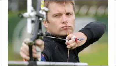 Lequel de ces archers fran&ccedil;ais devint champion olympique en 1992 ?