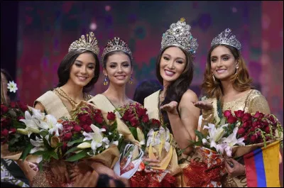 Quel pays a fait son début au concours de Miss Terre ?