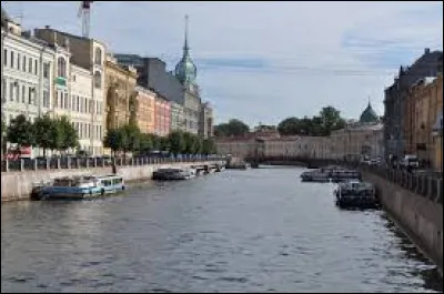 C'est, avec 5 millions d'habitants, la deuxi&egrave;me ville de Russie apr&egrave;s la capitale Moscou :