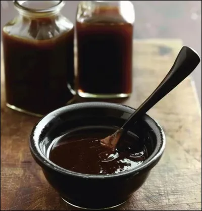 Que retrouve-t-on dans la sauce Worcestershire ?