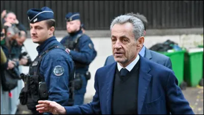 Le 10 novembre 2025, quelle personnalit&eacute; a &eacute;t&eacute; lib&eacute;r&eacute;e de prison ?