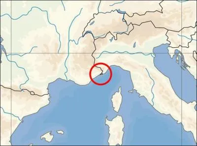 Quel est ce tout petit pays (en rouge) ?