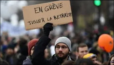 En quelle ann&eacute;e la notion de salaire minimum est-elle apparue ?