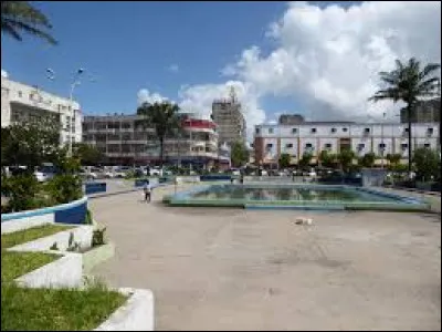 Cette ville portuaire sur l'oc&eacute;an Indien est la deuxi&egrave;me ville du Mozambique avec 500 000 habitants :