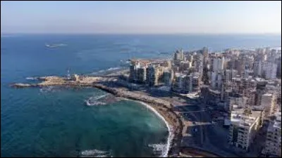 Situ&eacute;e dans le nord du Liban, c'est la deuxi&egrave;me ville du pays avec 850 000 habitants :