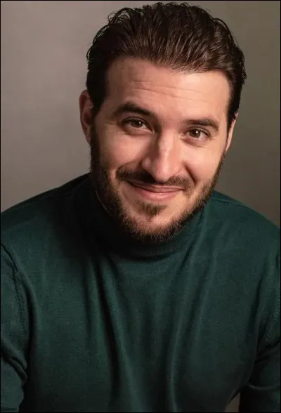 "Clair obscur : Expedition 33" a &eacute;t&eacute; la r&eacute;v&eacute;lation de cette ann&eacute;e. La petite &eacute;quipe de Montpellier nous a donn&eacute; une claque tant technique qu'artistique. Dans cette &eacute;quipe, nous retrouvons Maxence Cazorla : &agrave; qui a-t-il pr&ecirc;t&eacute; sa voix ?