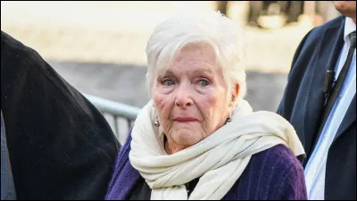 Qui a re&ccedil;u le prix Renaudot, en 1932 ?