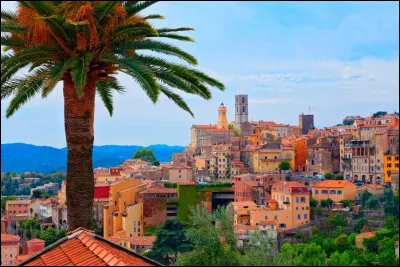 Quel c&eacute;l&egrave;bre parfum fran&ccedil;ais est produit &agrave; Grasse ?