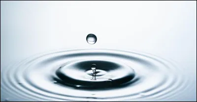 Vrai ou faux : L�eau est compos&eacute;e de deux atomes d�hydrog&egrave;ne et d�un atome d�oxyg&egrave;ne.