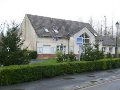 Je vous emm&egrave;ne maintenant &agrave; Baugy. Village de l'aire d'attraction Compi&eacute;gnoise, dans la vall&eacute;e de l'Aronde, il se situe dans le d&eacute;partement ...