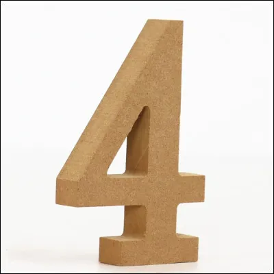 Dans le film num&eacute;ro quatre, qui prend l'apparence du professeur Maugrey Fol �il ?