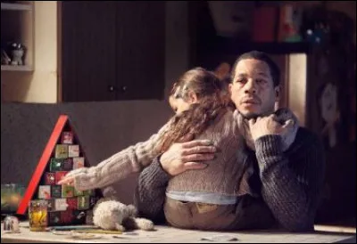 Dans le film "Max" sorti en 2013, quelle actrice joue Rose, la fille de joie que Max offre &agrave; son p&egrave;re pour No&euml;l ?