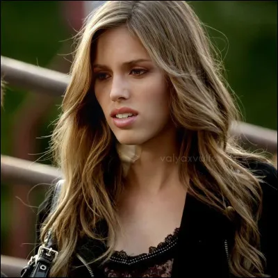 Qui a d&eacute;j&agrave; &eacute;t&eacute; en couple avec Vicky ?