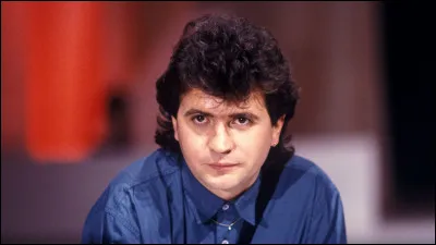 En France, quelles chansons de Daniel Balavoine, sorties en single, se sont hiss&eacute;es &agrave; la premi&egrave;re place des ventes ?