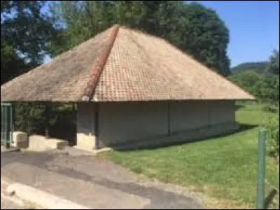 Je vous attends au lavoir d'Humberville. Petit village de 58 habitants, dans l'aire d'attraction Chaumontaise, il se situe dans le d&eacute;partement ...
