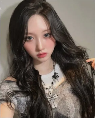 Qui a sorti le solo "Odd" ?