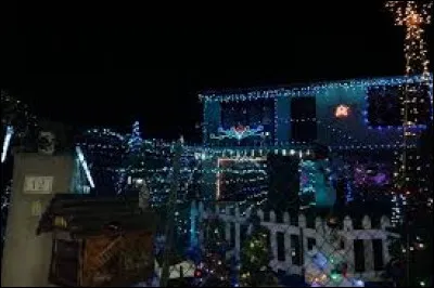 Nous sommes &agrave; Mont-Saint-P&egrave;re. Village de l'aire d'attraction Castelth&eacute;odoricienne, il se situe en r&eacute;gion ...