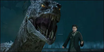 Tome 2 (Harry Potter et la Chambre des Secrets) - Quand Harry entend la voix dans les murs, quel mot pr&eacute;cis est r&eacute;p&eacute;t&eacute; et qui fait que presque personne ne le comprend ?