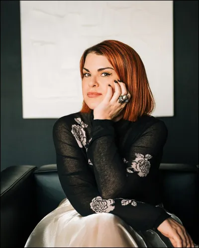 ... est un roman avec une boucle temporelle, &eacute;crit par Christina Lauren.