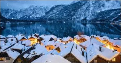 Dans quel pays se trouve Venise ?