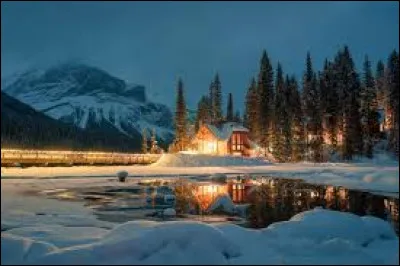 Dans quel domaine Wauquiez a-t-il obtenu l'agr&eacute;gation ?