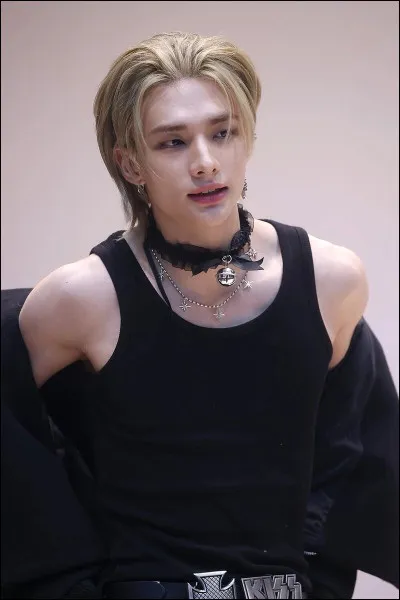 Pour commencer, quel est son nom ?