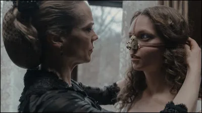 Le film de body-horror racontant une version alternative de l'histoire de Cendrillon est...