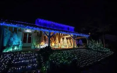 Nous terminons cette troisi&egrave;me partie devant cette maison &agrave; Puymoyen. Ville de l'aire d'attraction Angoumoisine, elle se situe dans l'ex r&eacute;gion ...