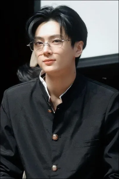 Quel &acirc;ge a-t-il ?