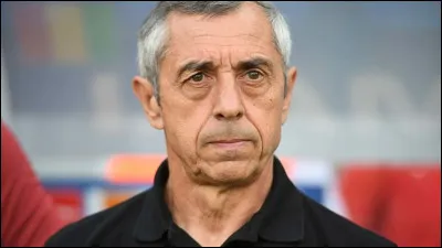 Milieu de terrain fran&ccedil;ais, membre du quatuor magique de l'&eacute;quipe de France des ann&eacute;es 80, meilleur buteur bordelais :