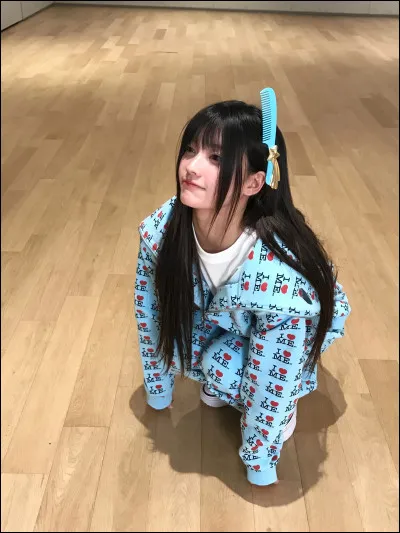 Qui est la leadeuse officielle du groupe ?