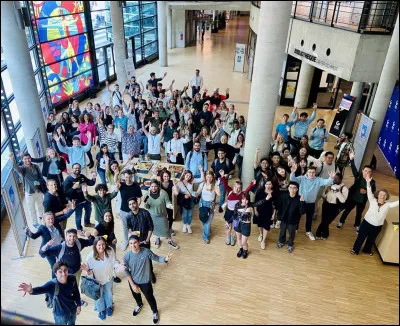 Des questions sur l'histoire : &Agrave; l'&eacute;cole ou pas ?