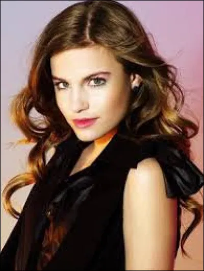 Qui a interpr&eacute;t&eacute; le tube "Je veux vivre" en 2009 ?