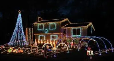 Cette jolie maison est &agrave; voir &agrave; Richmond. Ville des &Eacute;tats-Unis, capitale de son &Eacute;tat, elle se situe ...