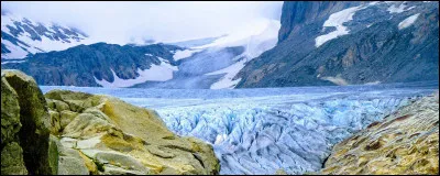 Quel fleuve traverse la France ?