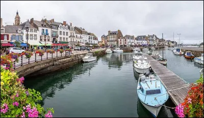 Quel est ce petit port de p&ecirc;che breton ?