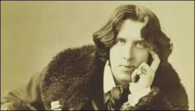 Wilde &eacute;crivain c&eacute;l&egrave;bre a quel pr&eacute;nom (simplifi&eacute;) ?