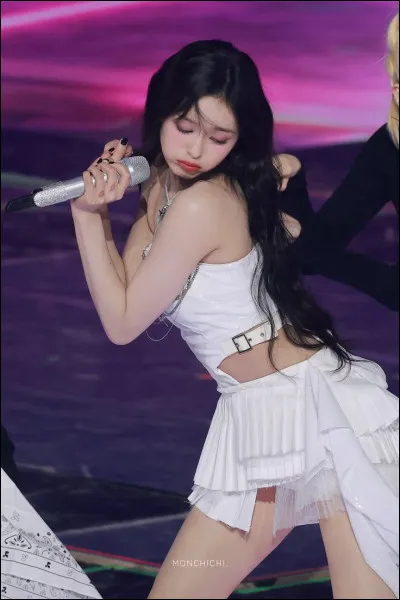 Avec tes amis, tu es�