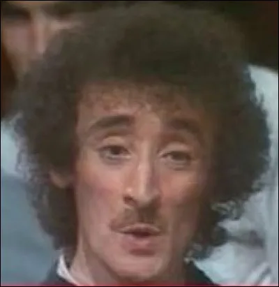 D&eacute;couvert dans le Petit Th&eacute;&acirc;tre de Bouvard, cet acteur d'origine espagnole tourna dans de grandes com&eacute;dies comme les Visiteurs ou Ast&eacute;rix... C'est ?