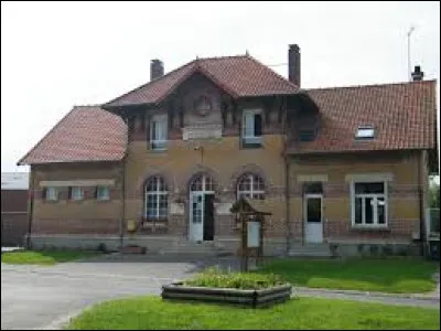 Village Samarien, Cachy se situe en r&eacute;gion ...