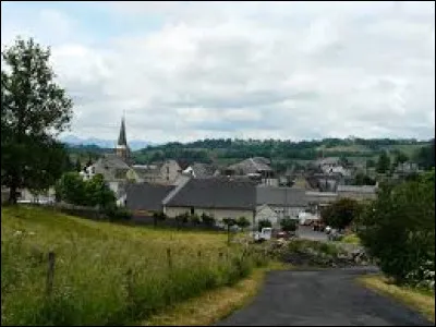 Village de l'arrondissement d'Issoire, &Eacute;gliseneuve-d'Entraigues se situe dans le d&eacute;partement ...
