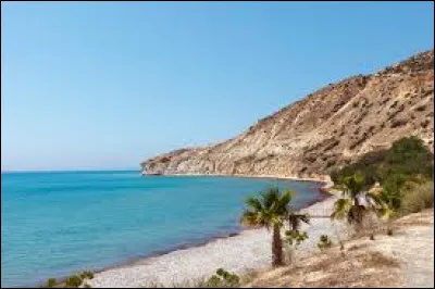 Laquelle de ces &icirc;les se situe dans la M&eacute;diterran&eacute;e ?