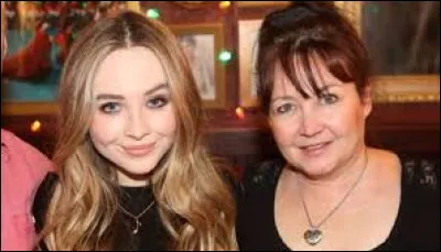 Comment s�appelle sa m&egrave;re ?